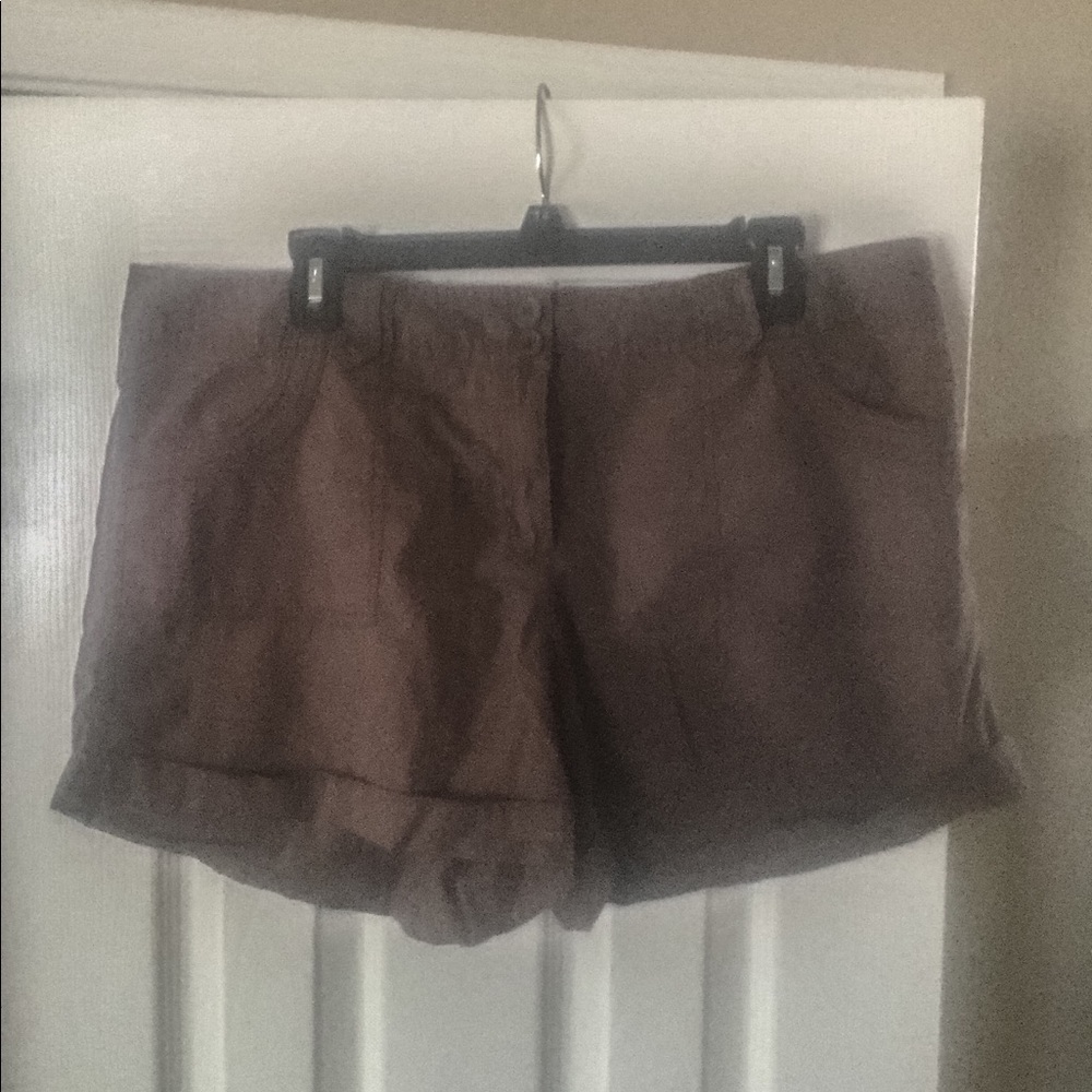New York & Co Cargo Shorts